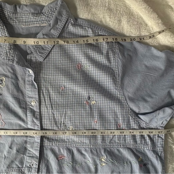 Embroidered Flowers Button Down Short Sleeves Women’s Top, Size: XXL - Picture 6 of 9